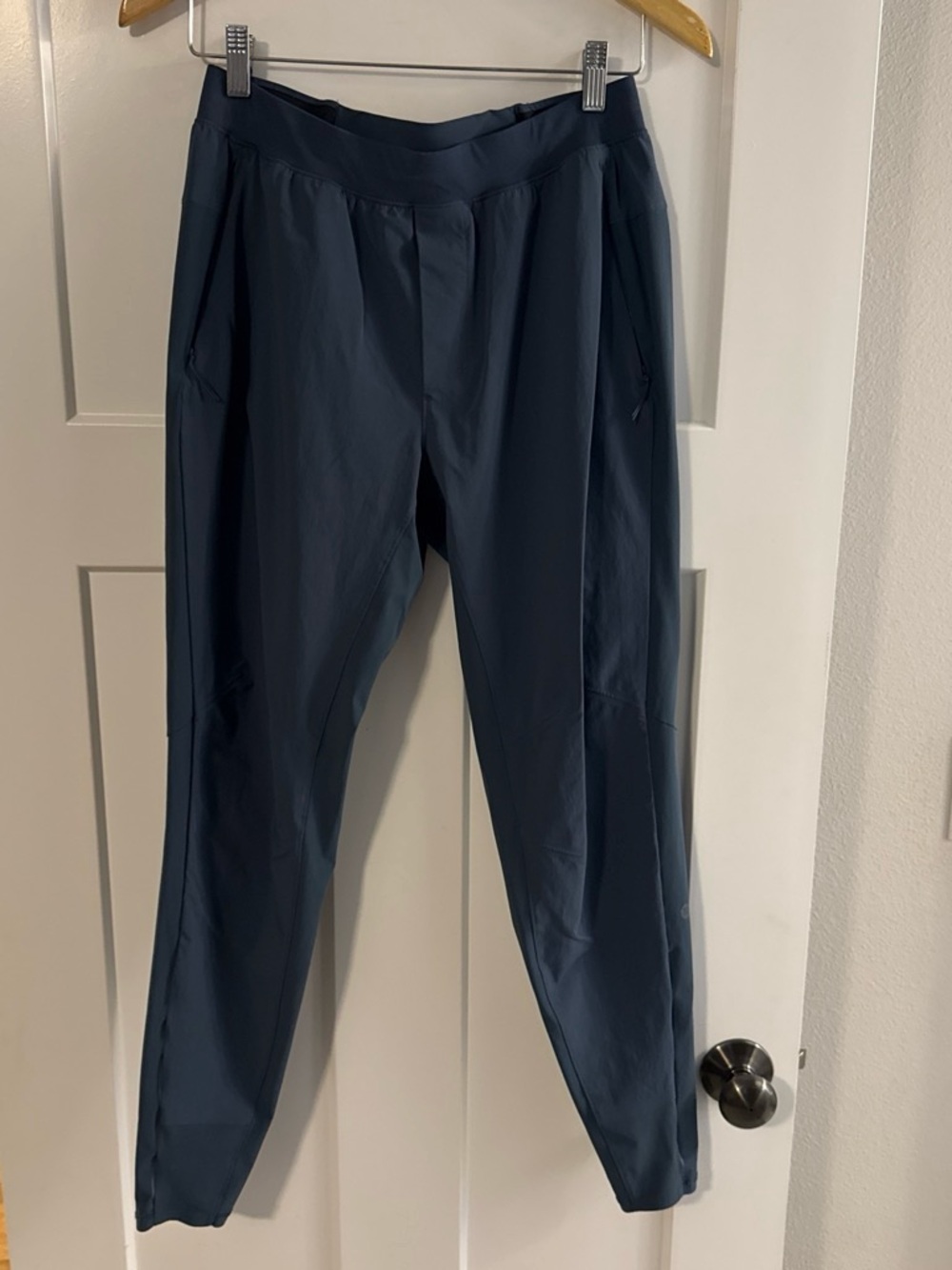 lululemon athletica Men's Joggers - Dark Blue